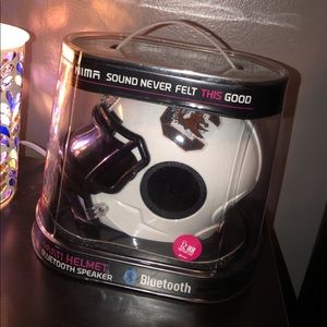 Nima Carolina Helmet Bluetooth Speaker